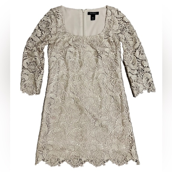 👗 Elegant Cream Nude Lace Cocktail Dress by White House Black Market! 👗Size 00 - Picture 1 of 10